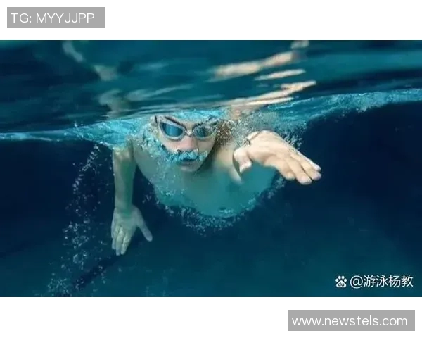 全方位提升游泳技能的系统化课程，让你轻松掌握游泳技巧与水中自信